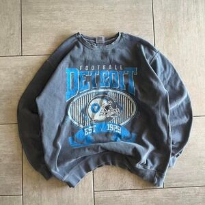 Detroit Lions grey sweatshirt  #NFL #lions
